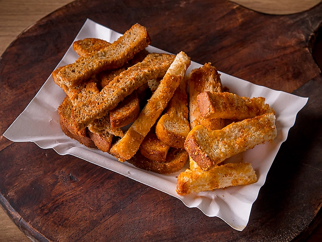 КРУТОНИ ЧАСНИКОВІ