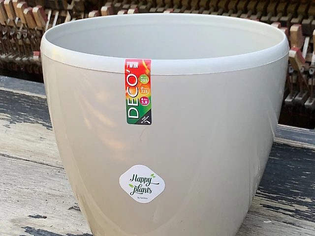 Горщик бежевий