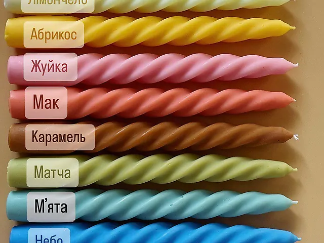 "Swirl" свічка з оливкового воску