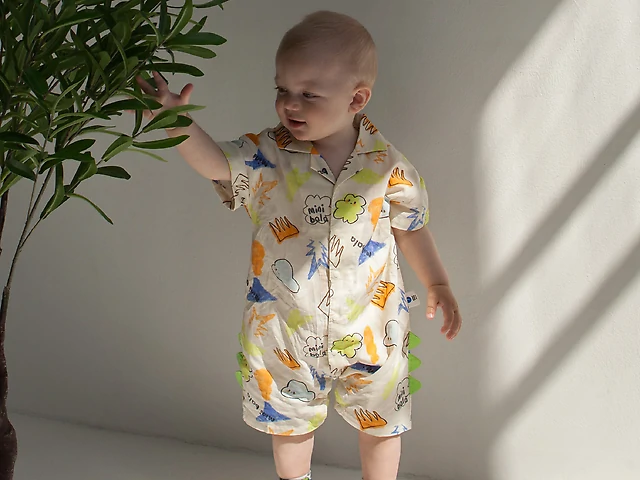 Ромпер лимоний зі скетчами малюнками та зубцями діно Mini Bala