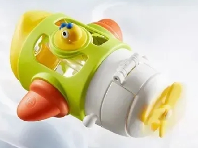 Поильник самолет зеленый с соломинкой Baby Care