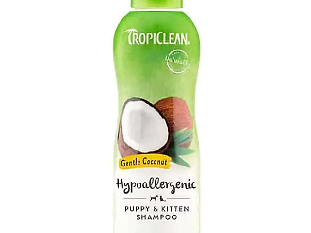 Гіпоалергенний шампунь для цуценят та кошенят TropiClean Shampoo Hypoallergenic Puppy & Kitten