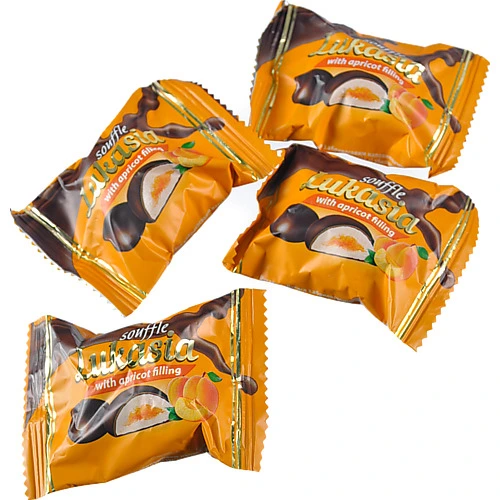 Цукерки глазуровані кондитерською глазур'ю зі збивним корпусом Лукася з абрикосовим наповнювачем Lukas кг