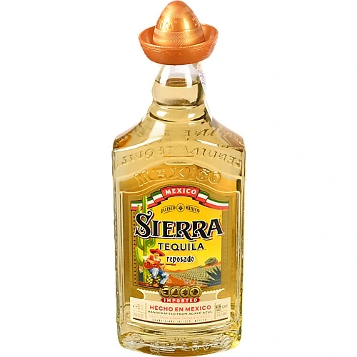 Текіла Сієра Репосадо Голд 0.5л 38%
