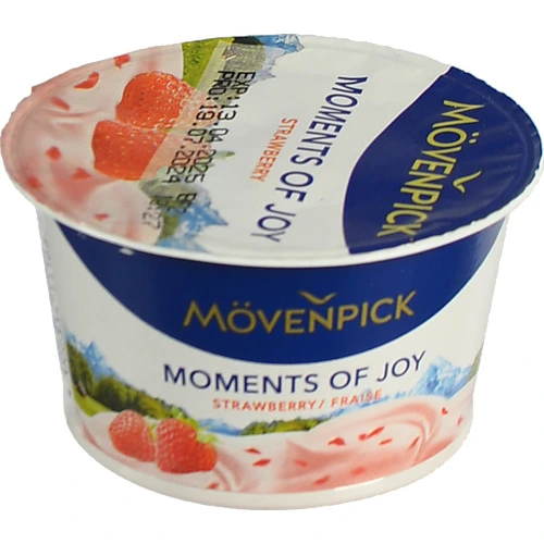 Йогурт Movenpick Premium Полуниця 100г