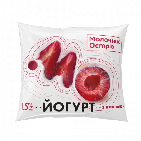 Йогурт Молочний острів 1,5 400 г п/е вишневий з цукром